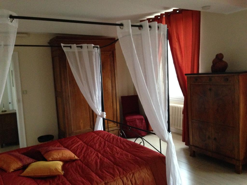 Comme A La Maison Bed & Breakfast Tours-sur-Marne Bilik gambar